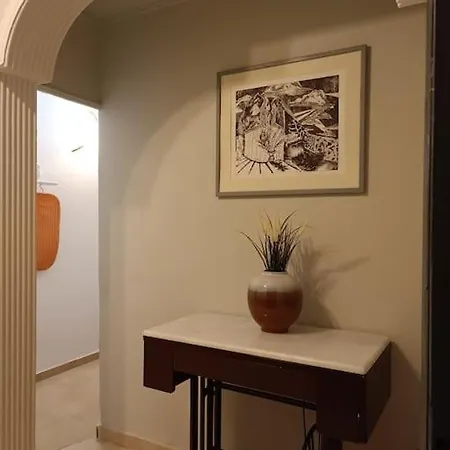 Apartment κεντρικό ευρύχωρο στούντιο με Parking Larissa