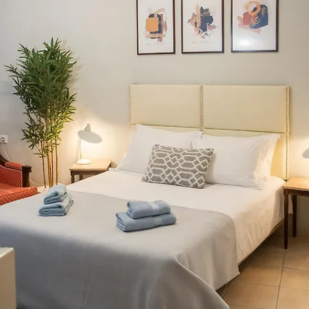 아파트 With Parking