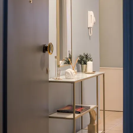 With Parking 라리사