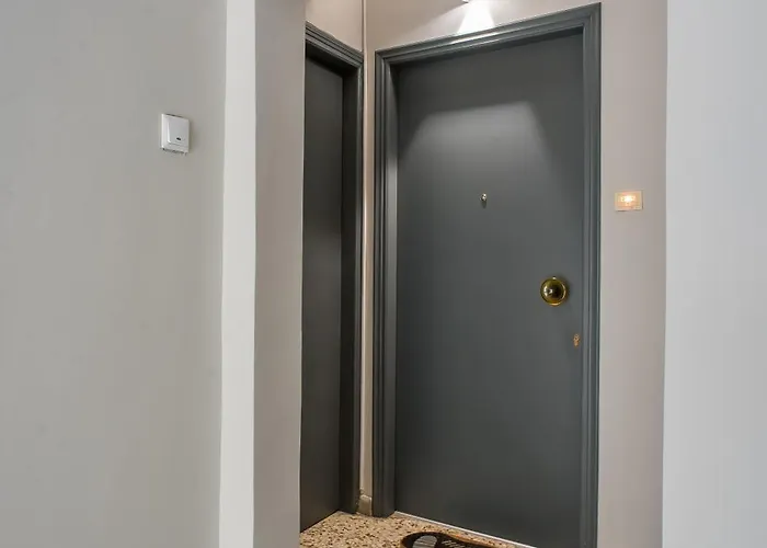 With Parking Larissa