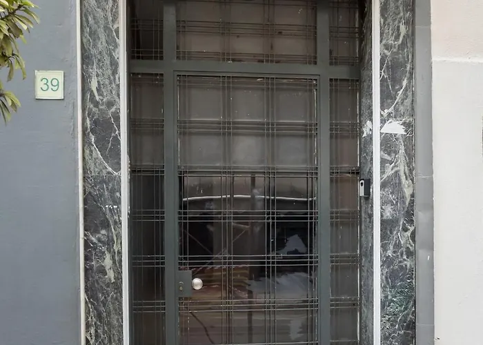 Appartement With Parking *